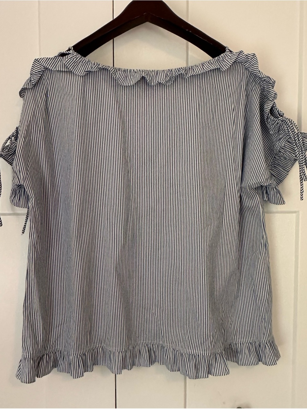 Market & Spruce Navy and White Striped Ruffle Cold-Shoulder Blouse